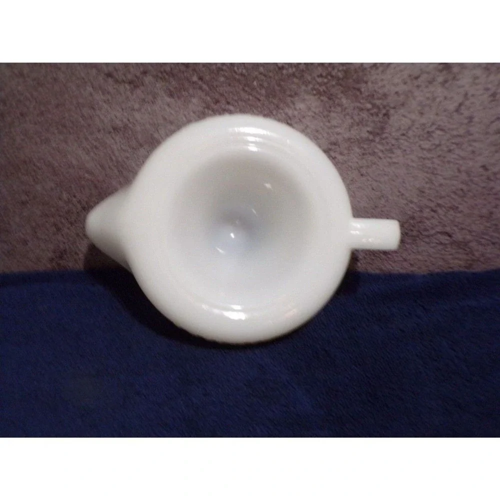 Vintage Indiana Glass Sunkist Wht Milk Glass Juicer‎ Classic Kitchen Collectible